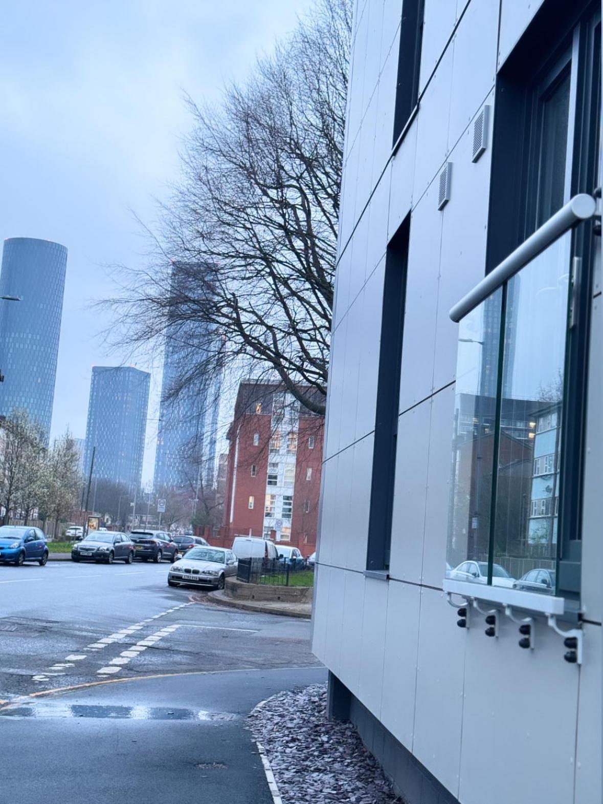 Luxury 2 Bedroom Apartment In Manchester City Centre - Free Parking מראה חיצוני תמונה
